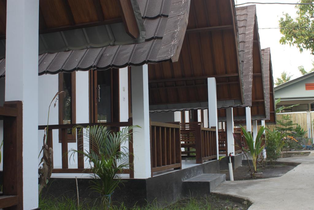 Balengku Dua Apartment กิลิไอร์ ภายนอก รูปภาพ