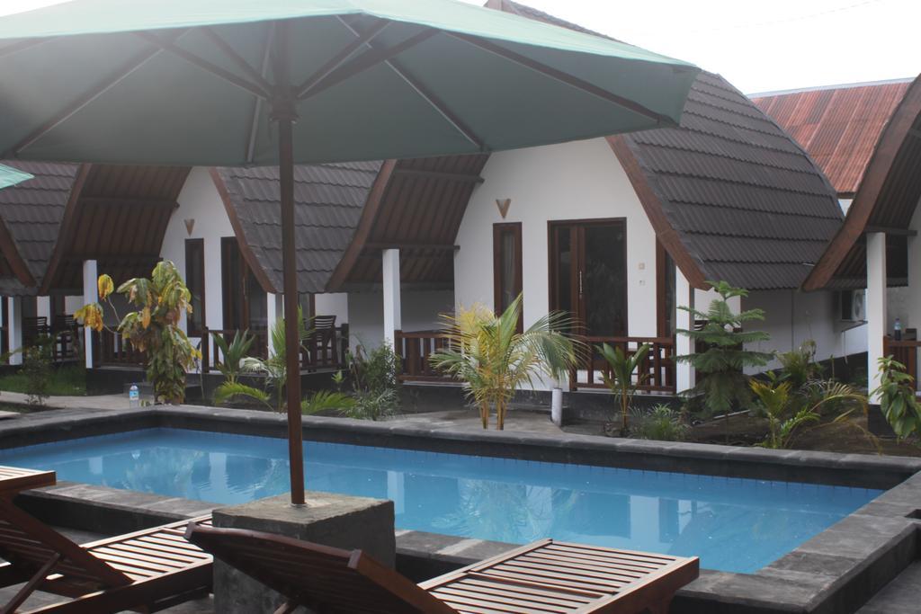 Balengku Dua Apartment กิลิไอร์ ภายนอก รูปภาพ