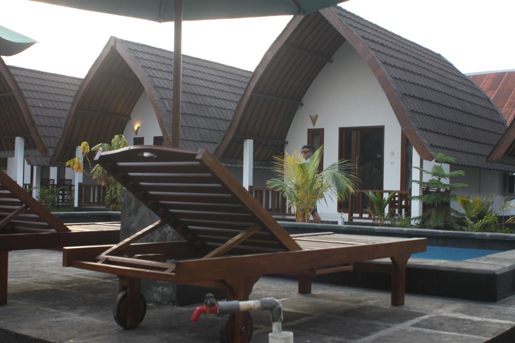 Balengku Dua Apartment กิลิไอร์ ภายนอก รูปภาพ