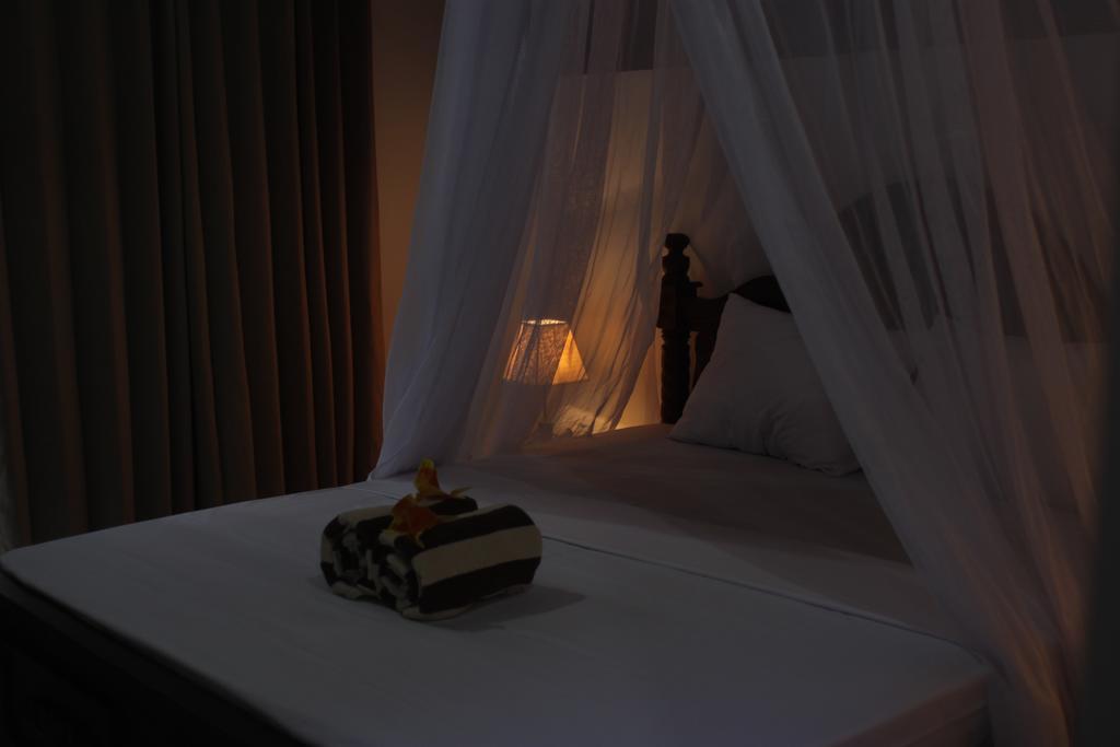 Balengku Dua Apartment กิลิไอร์ ภายนอก รูปภาพ